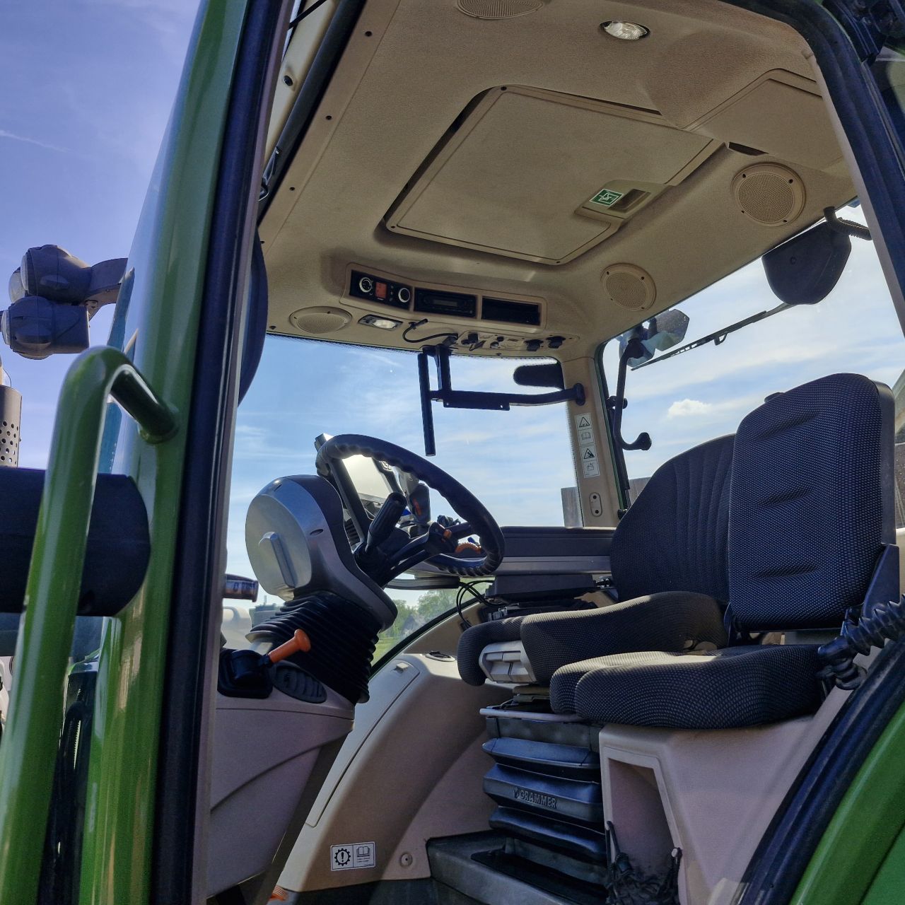 Fendt 718 vario profi plus