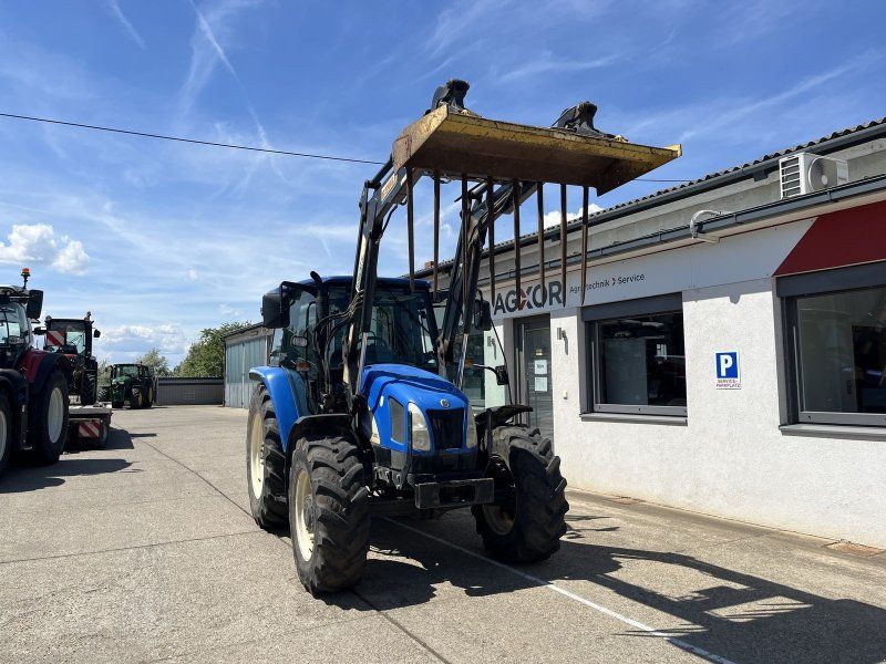 New Holland TL 100A