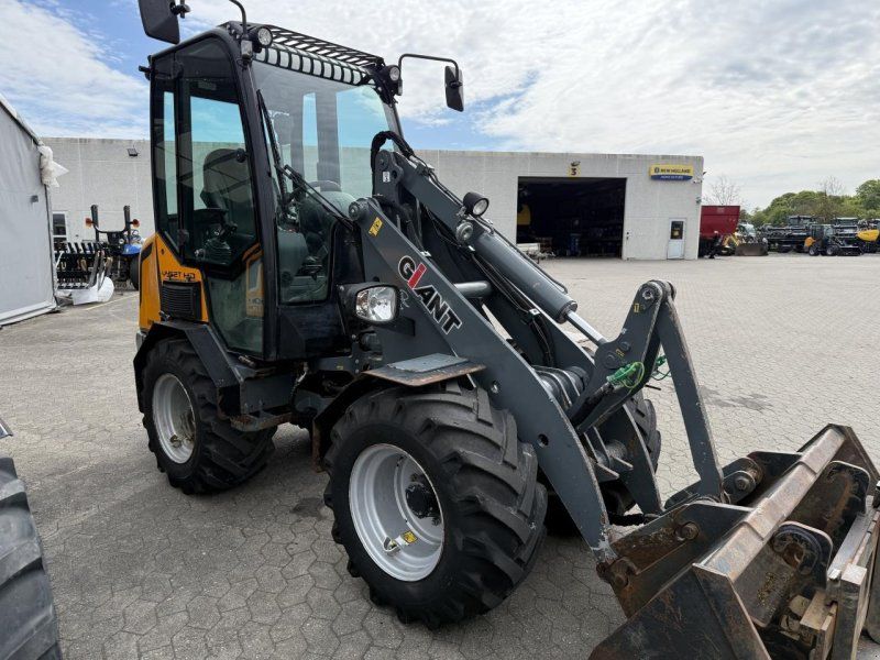 Giant V452T HD