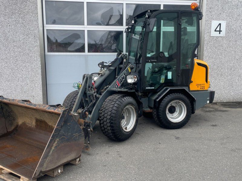 Giant D337T X-tra. Inkl. Skovl og pallegafler