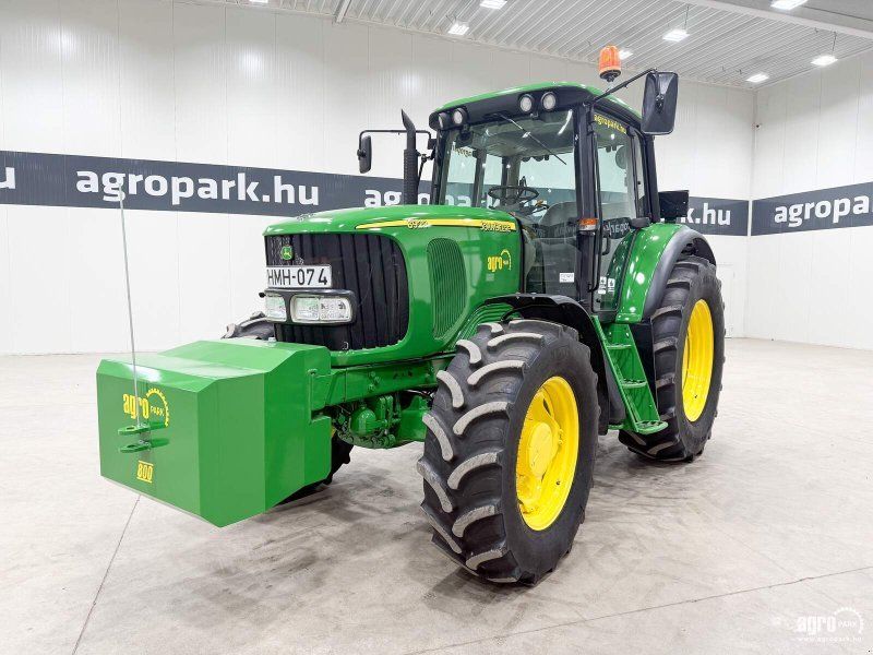 John Deere 6920