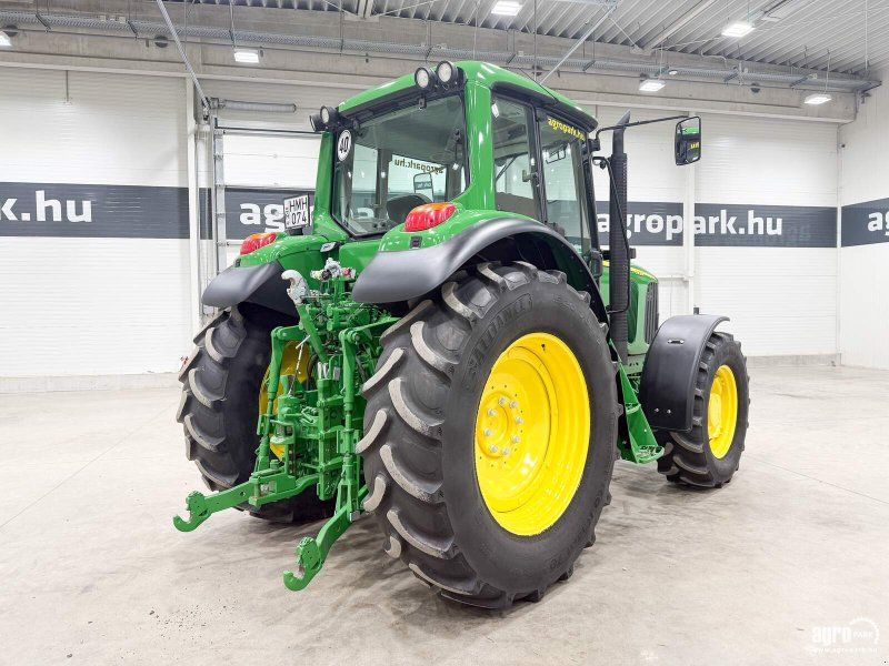John Deere 6920