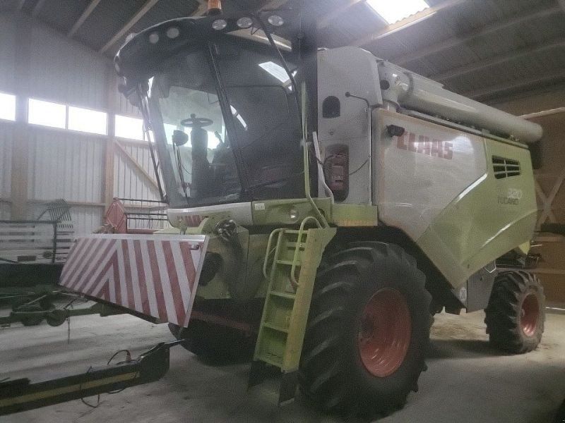 Claas TUCANO 320 MIT V560 + TW