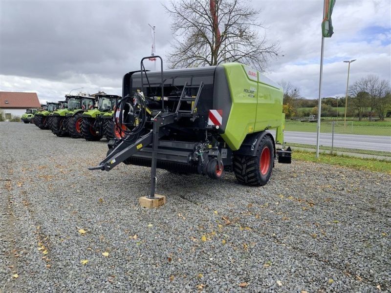 Claas ROLLANT 630 RC UNIWRAP