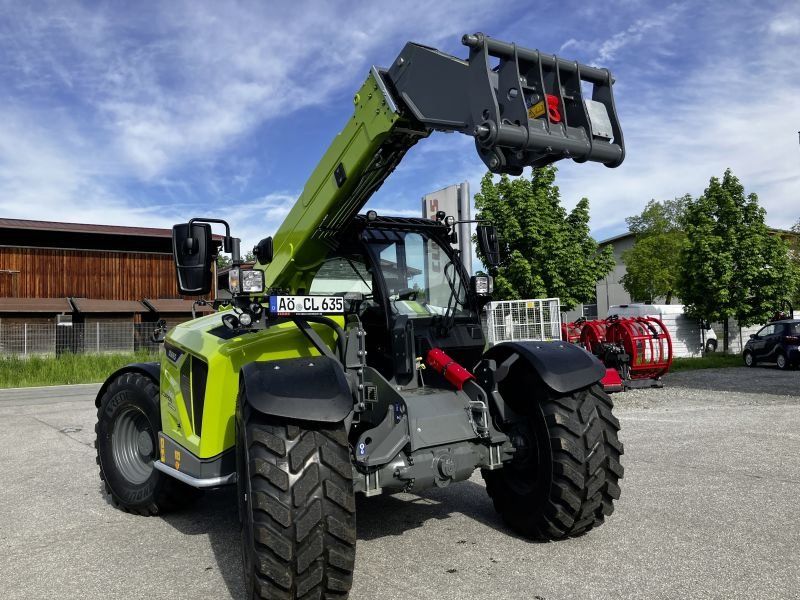 Claas SCORPION 742 VARIPOWER