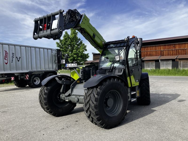 Claas SCORPION 742 VARIPOWER