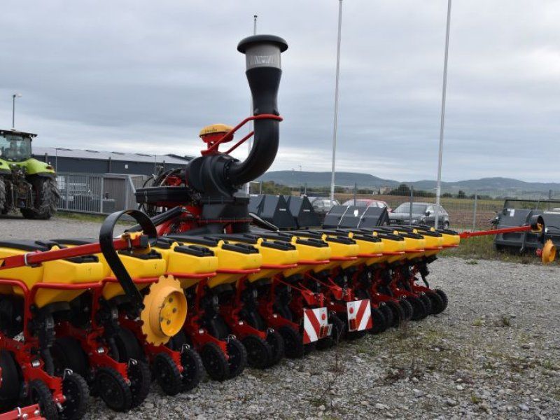 Väderstad TEMPO V TPV 12 WSX +FH 2200