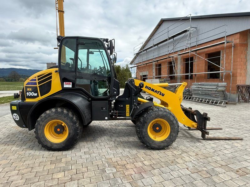 Komatsu WA 100