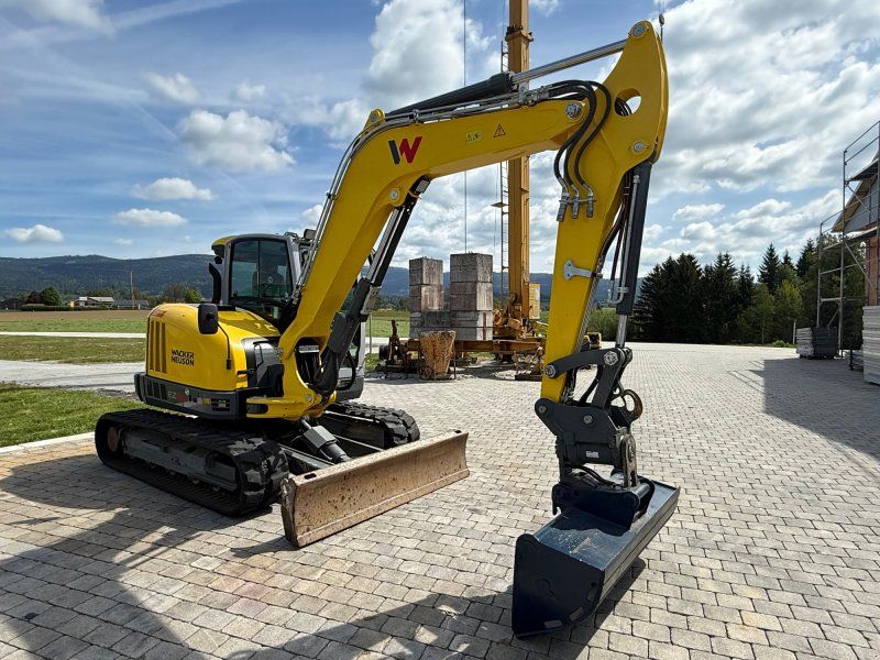 Wacker Neuson EZ 80 mit Powertilt