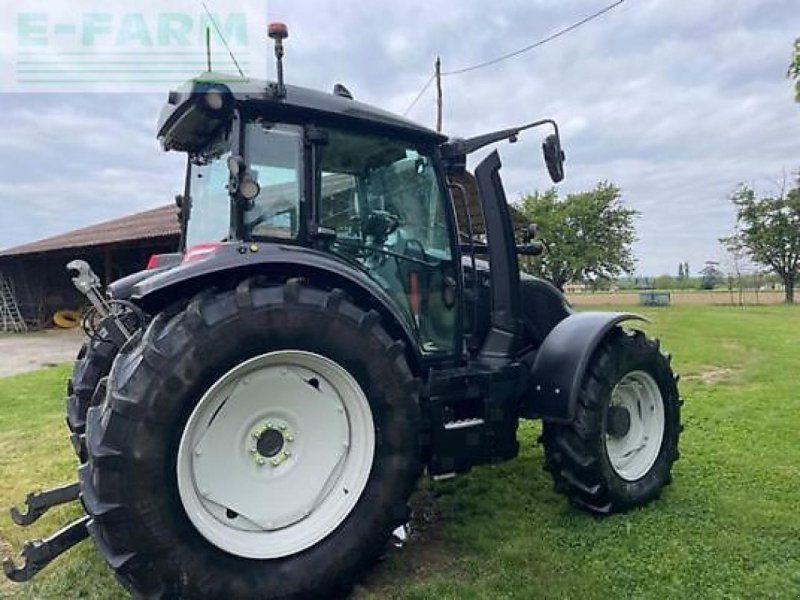 Valtra g125v