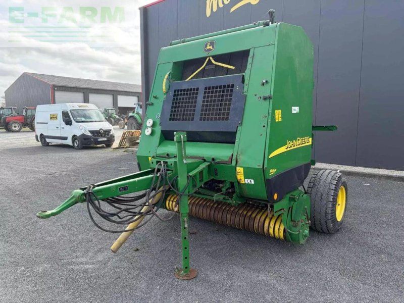 John Deere presse à balles rondes 582 .