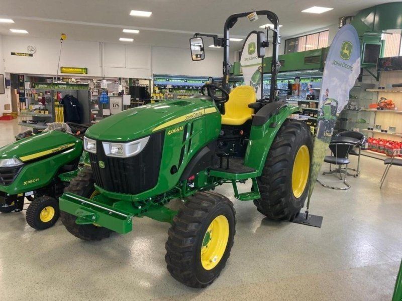 John Deere 4066M Aktion