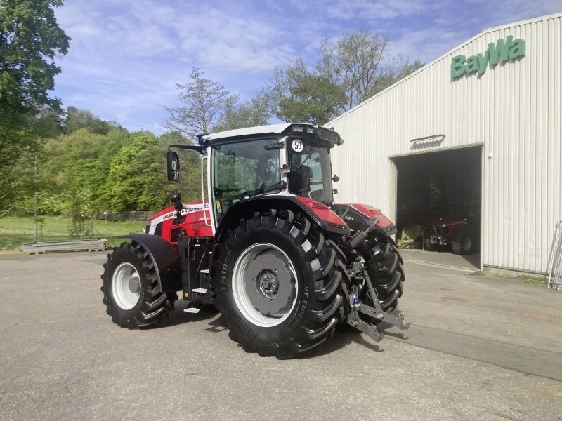 Massey Ferguson 8S.305 DYNA-VT CLUSIVE