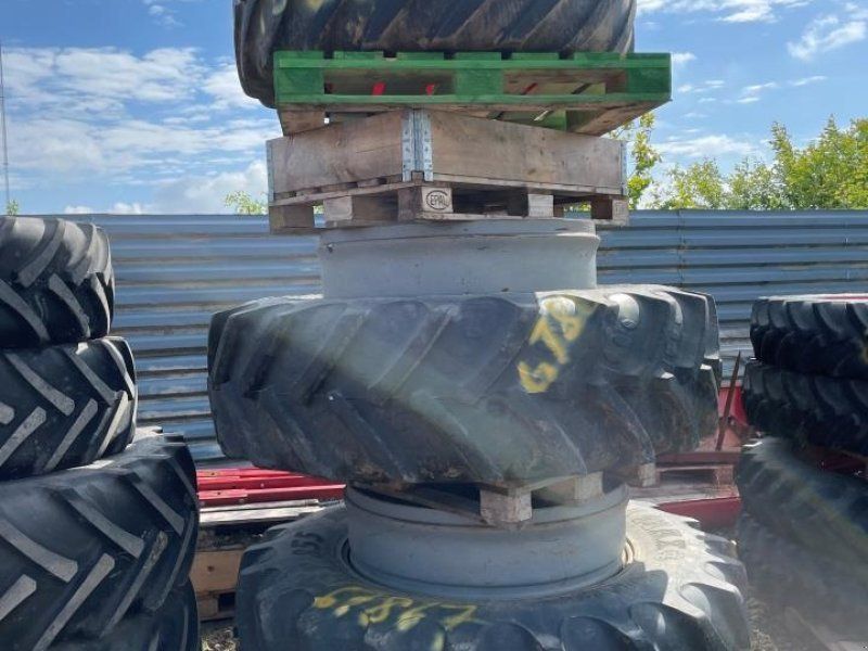 BKT 520/85R42