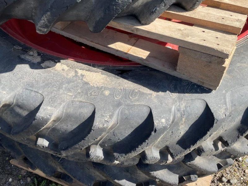 Alliance 320/90R54-320/80R42