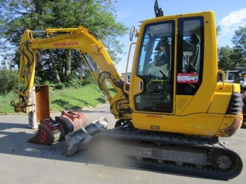 Takeuchi TB 250 POWERTILT + Schnellwechsler + 3 Löffel