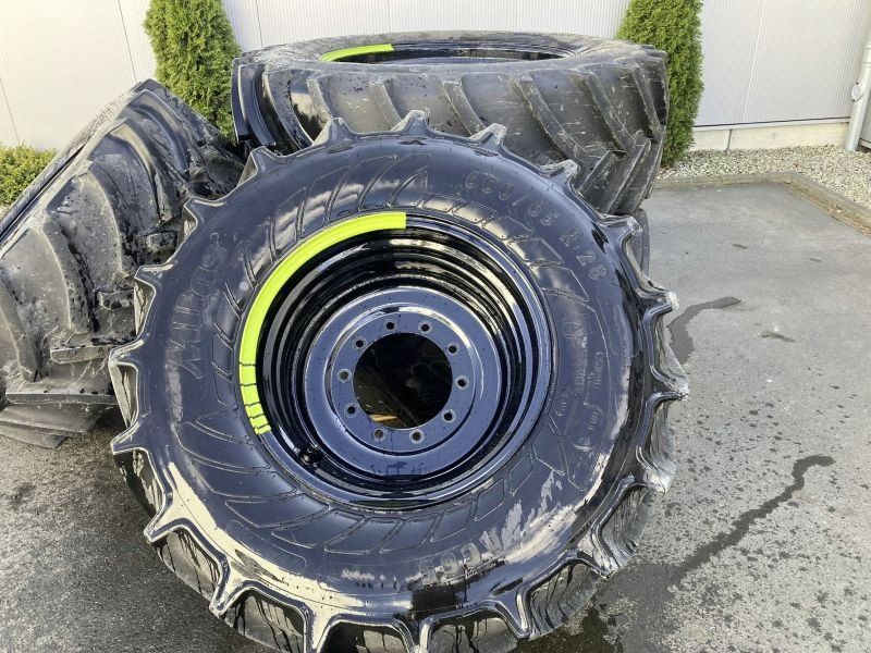 Claas KRS 600/65R28+650/65R42 MITAS