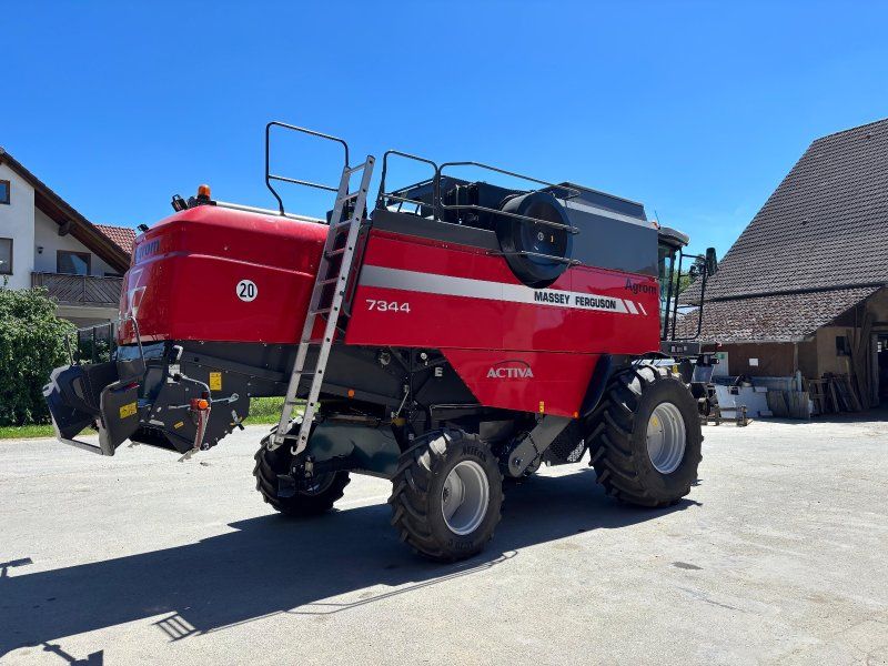 Massey Ferguson 7344