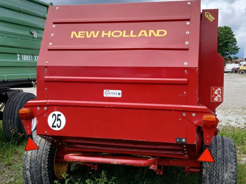 New Holland 548 CropCutter