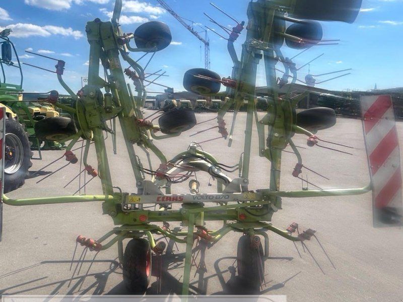 Claas Volto 870