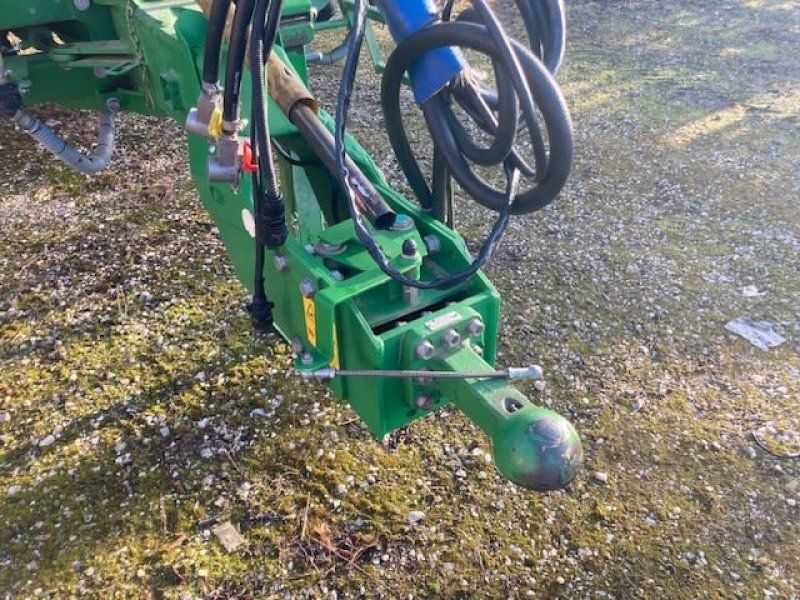John Deere M 740 I