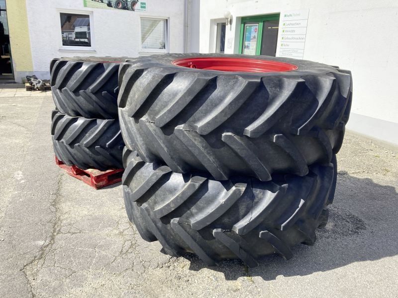 Michelin 600/65 R28 + 650/75 R38