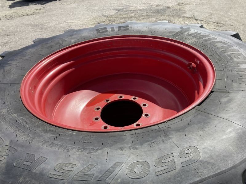 Michelin 600/65 R28 + 650/75 R38