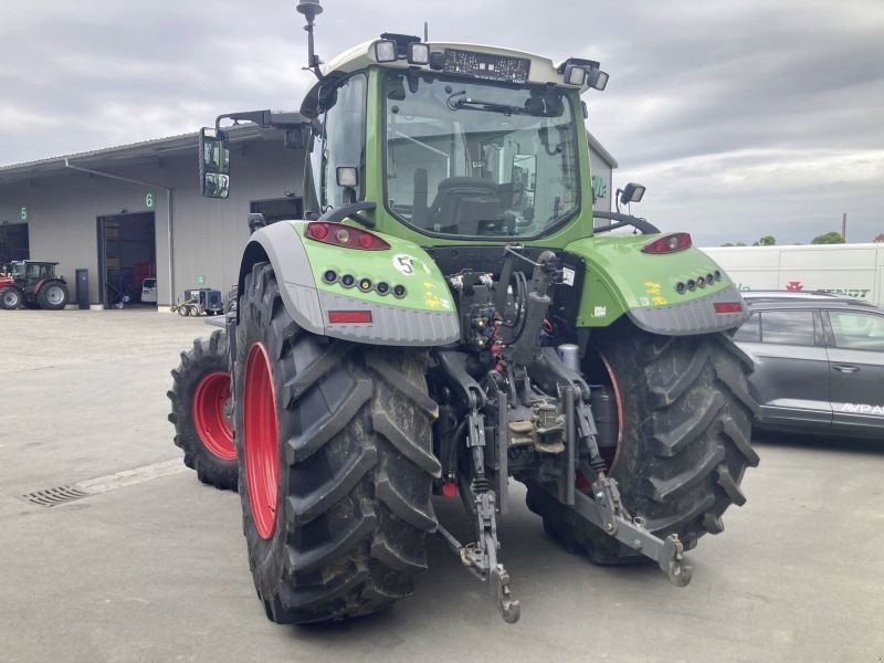 Fendt 724 VARIO S4 PROFI PLUS