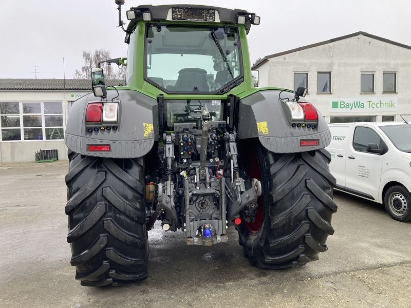 Fendt 828 VARIO S4 PROFI PLUS