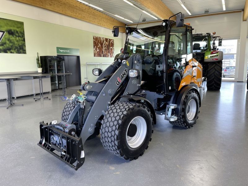 Giant G5000