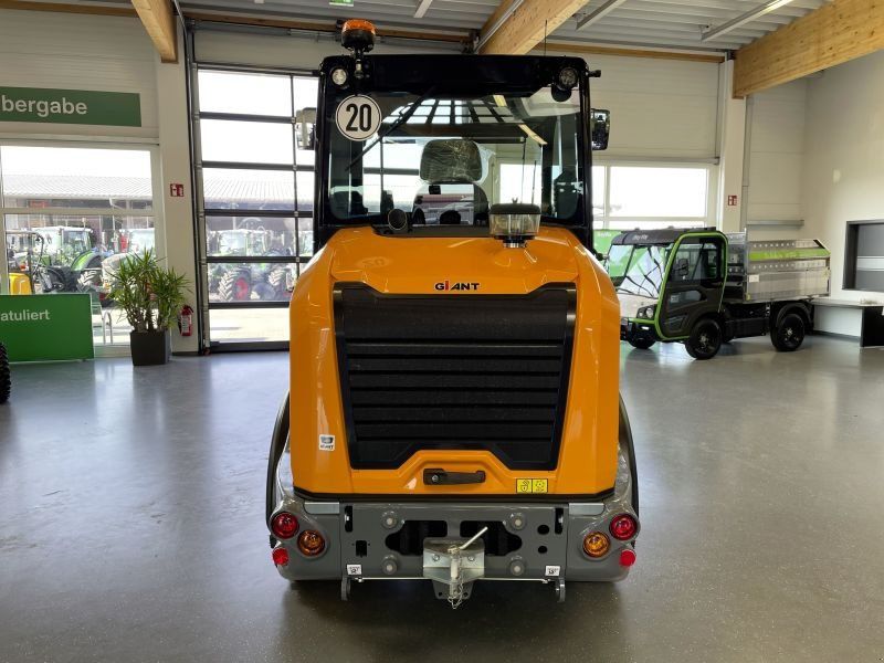 Giant G5000