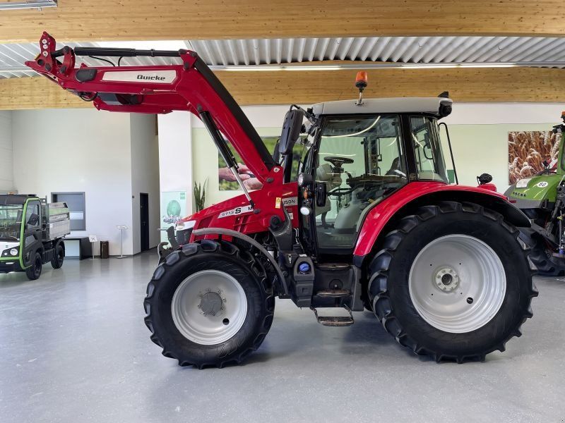 Massey Ferguson 5713 S DYNA 6 EFFICIENT