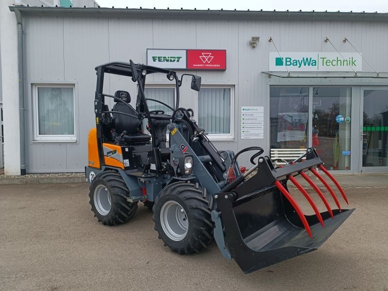 Giant G1500