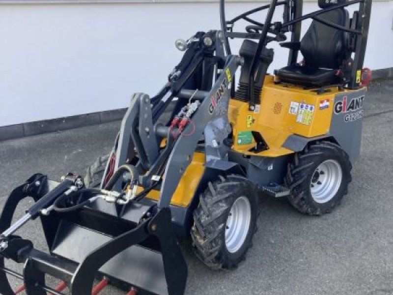 Giant G1200