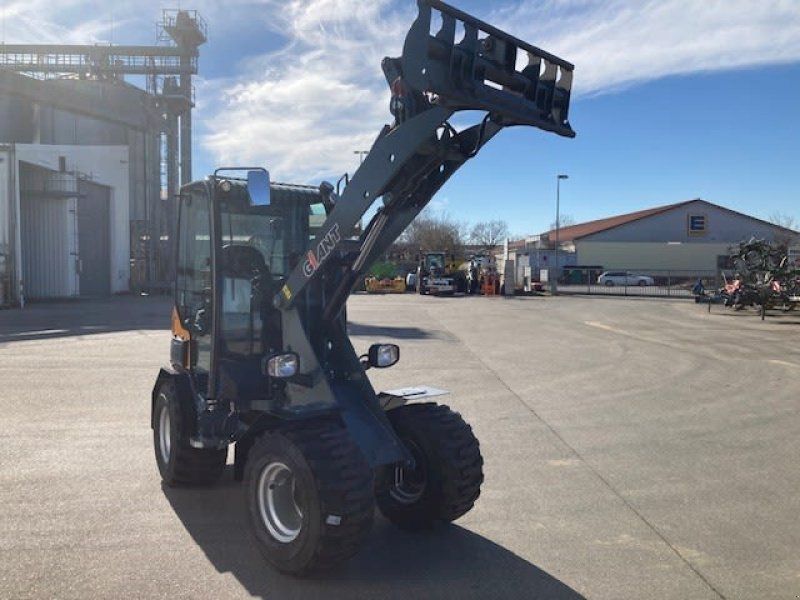 Giant G2500 HD