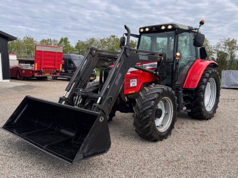 Massey Ferguson 5470 DYNA 4 med frontlæsser