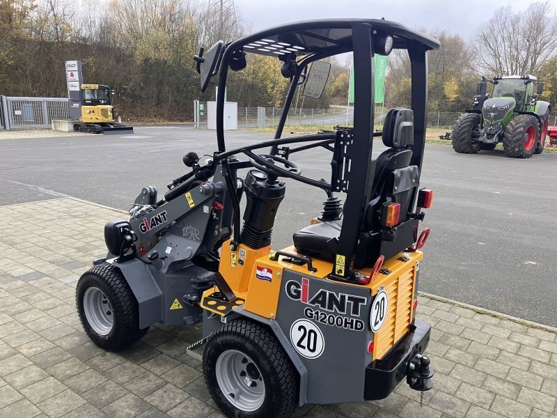 Giant G1200