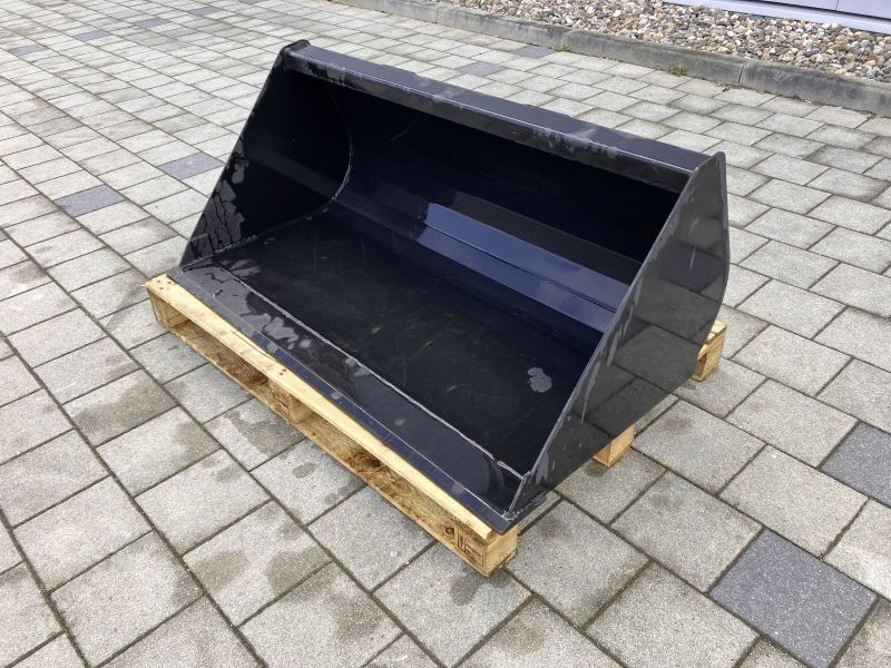 Giant ERDBAUSCHAUFEL 120 CM 23