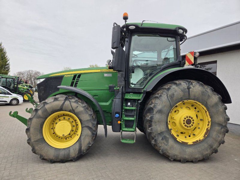 John Deere 7290R