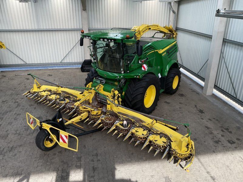 John Deere 8800