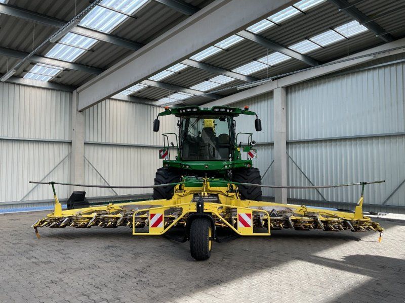 John Deere 8800