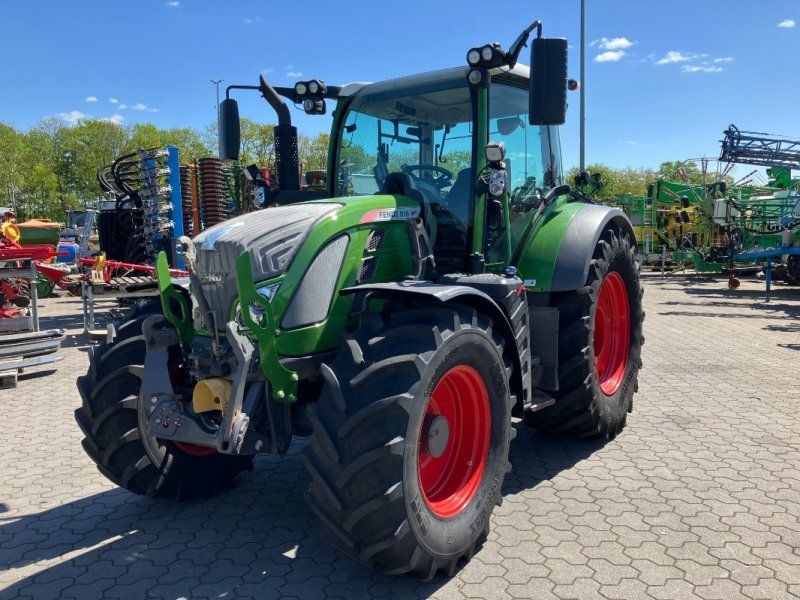 Fendt 516 Vario S4 Profi Plus