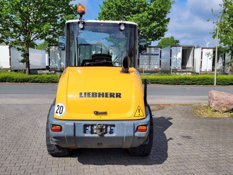 Liebherr L506 Compact