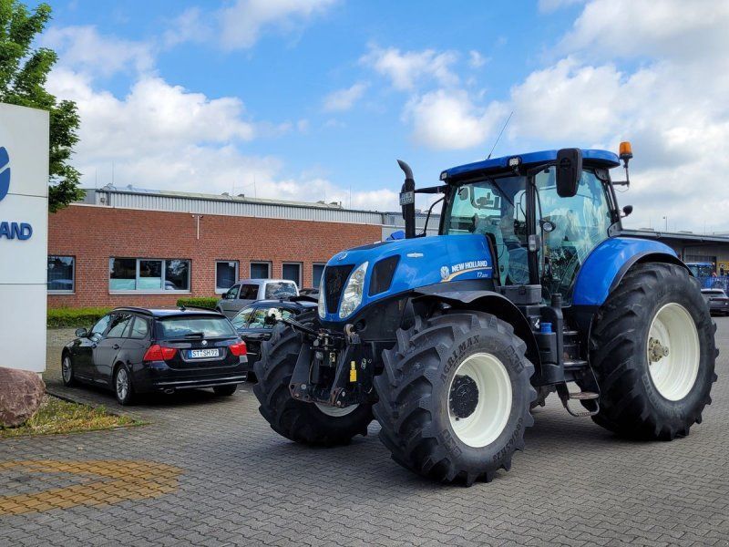 New Holland T7.220 Auto Command