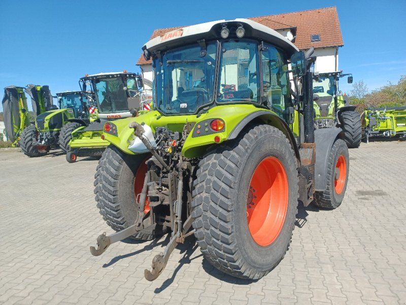 Claas Arion 420
