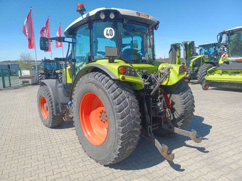 Claas Arion 420