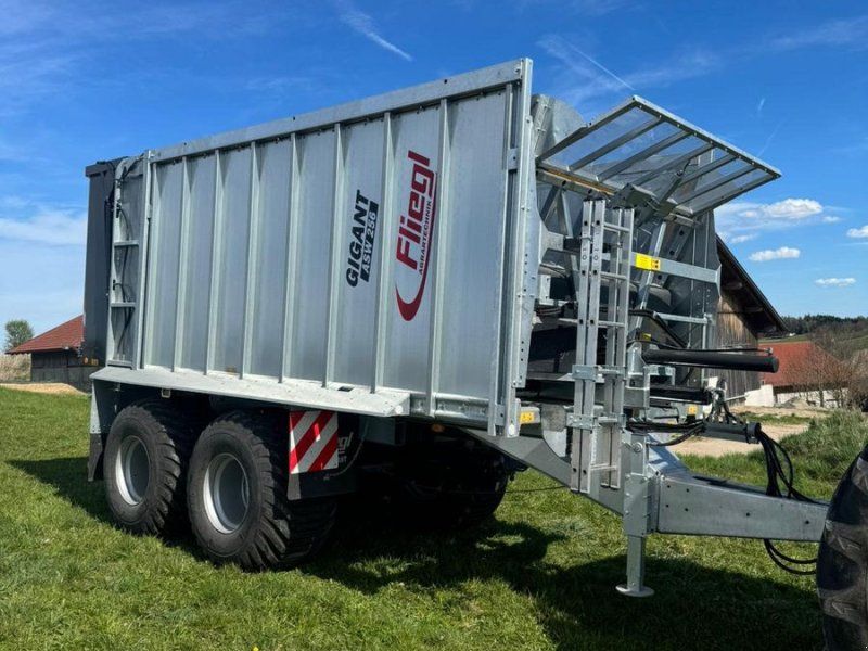 Fliegl ASW 256 Gigant