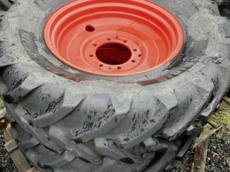 Claas RS 420/70R28 MICHELIN