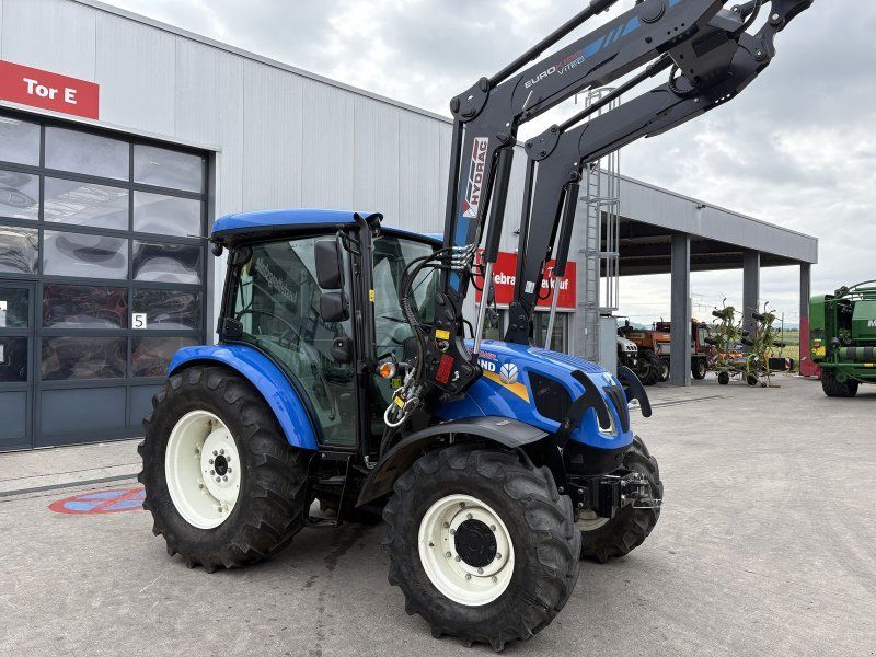 New Holland T4.65S