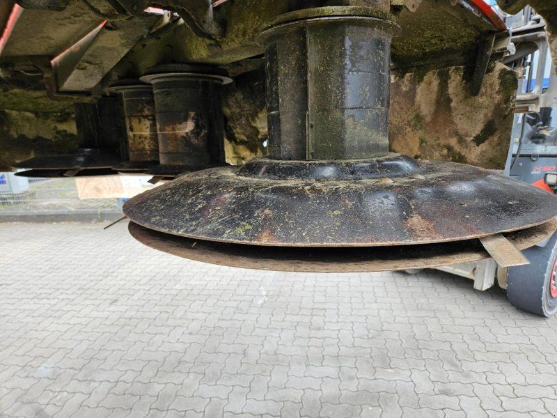 Kuhn PZ 300F